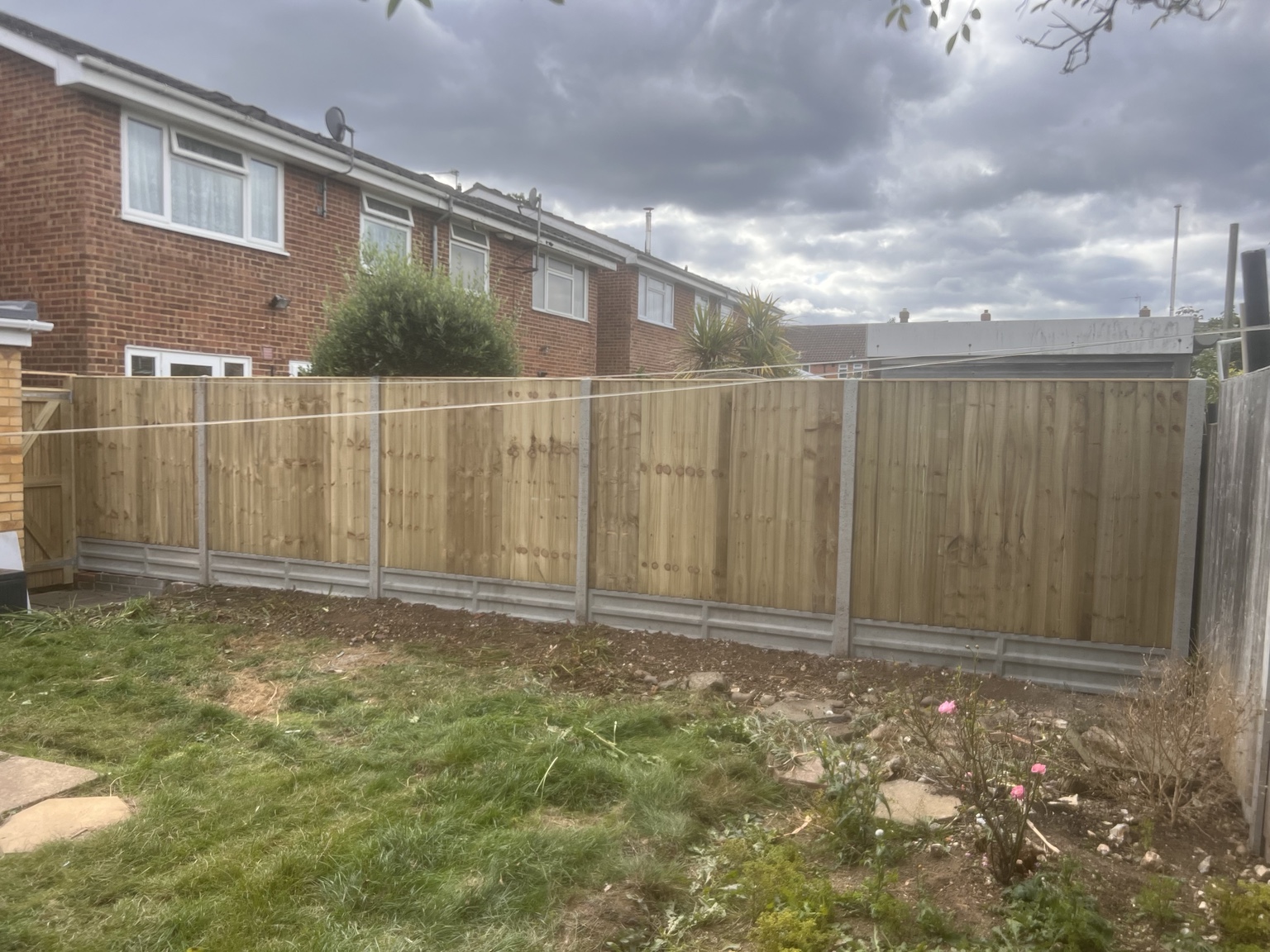 New close-board garden fencing installed by Howard Services